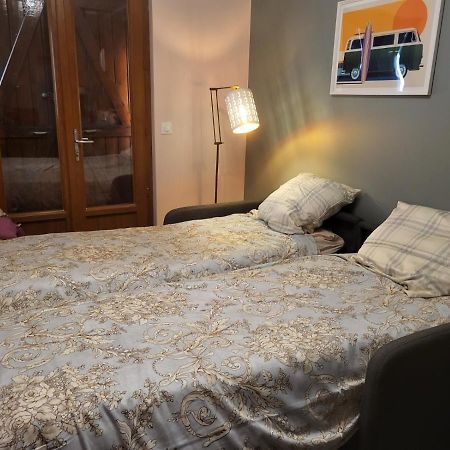 Logement Proche De Bordeaux, Route Des Chateaux Ludon-Médoc Exterior foto